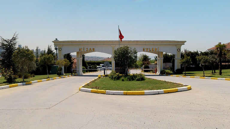 Hisar Evleri giriş alanı